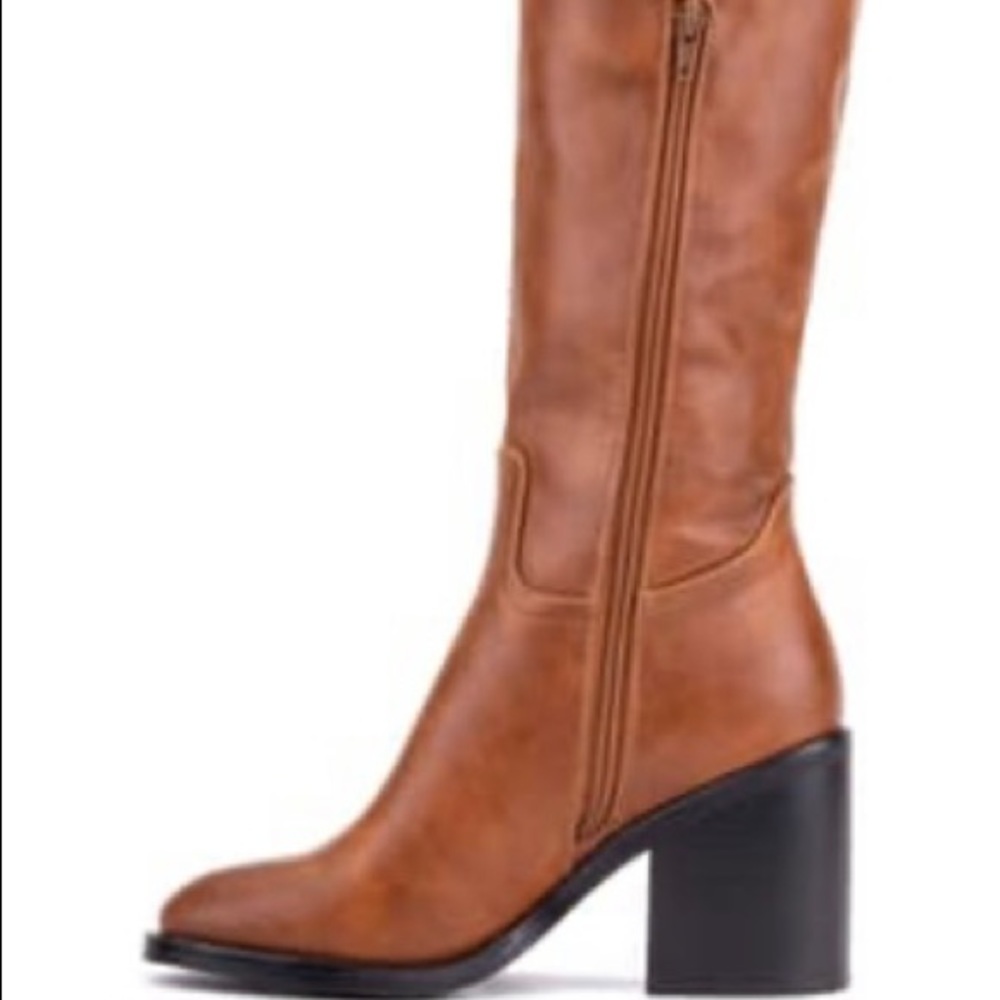 Olivia Miller Brown Boots